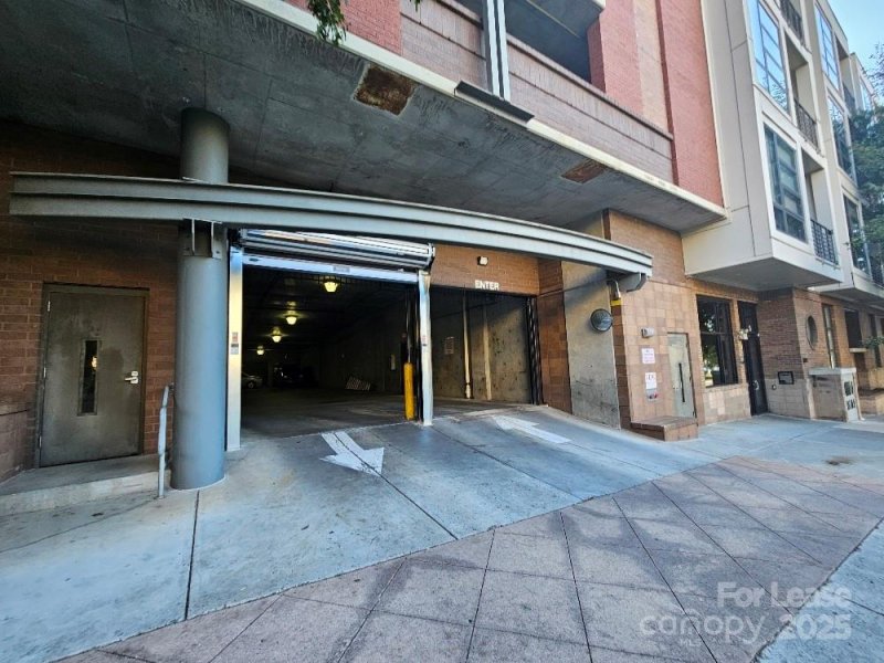 Property image 2 at 505 E 6th Street, Charlotte, NC 28202