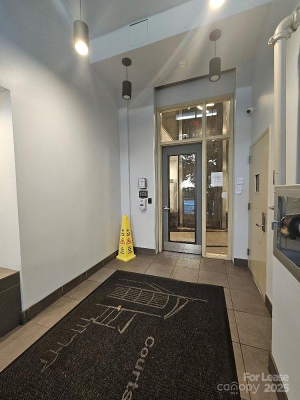 Property image 4 at 505 E 6th Street, Charlotte, NC 28202