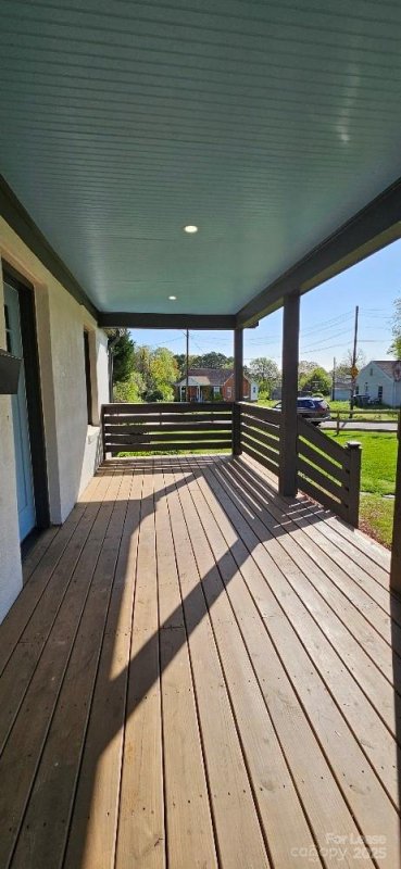 Property image 3 at 600 Concordia Avenue, Charlotte, NC 28206