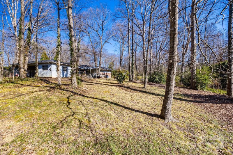 Property image 5 at 4500 Town And Country Drive, Charlotte, NC 28226