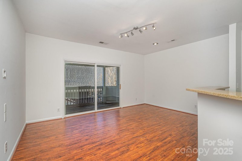 Property image 4 of 525 N Graham Street in The Fourth Ward Square, Charlotte, NC 28202