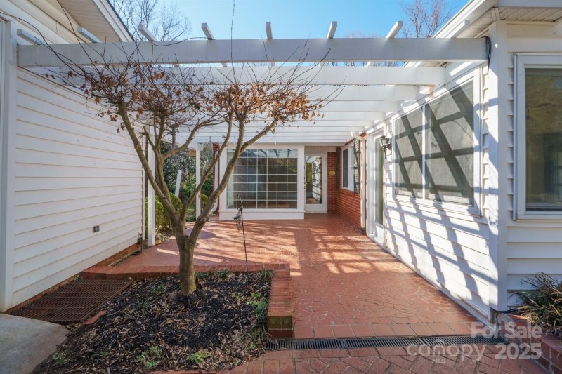 Property image 4 at 223 Oakland Circle, Newton, NC 28658