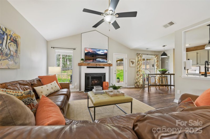 Property image 4 at 108 Pebble Creek Crossing, Fort Mill, SC 29715