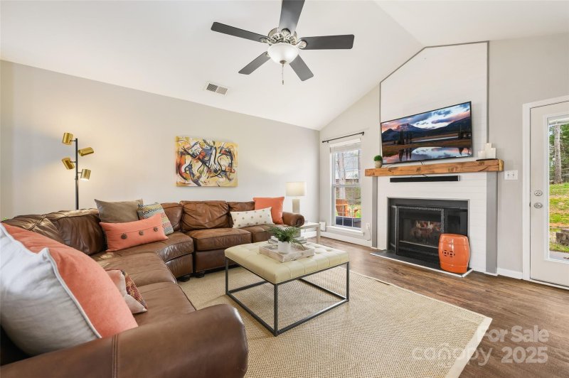 Property image 5 at 108 Pebble Creek Crossing, Fort Mill, SC 29715
