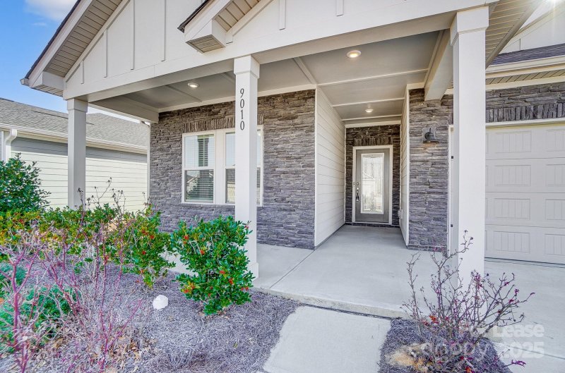 Property image 5 at 9010 Pennegrove Circle, Charlotte, NC 28214