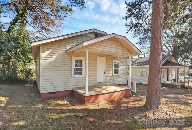 2510 Hemphill Street