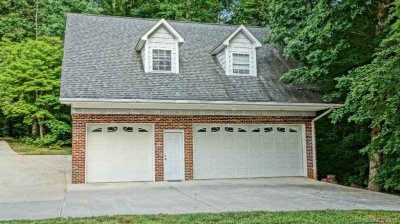 Property image 3 at 7758 Bankhead Road, Denver, NC 28037