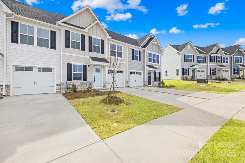 Property image 2 at 107 Jameson Park Drive, Troutman, NC 28166