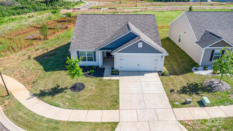 Property image 3 at 324 Aniston Lane, Shelby, NC 28152