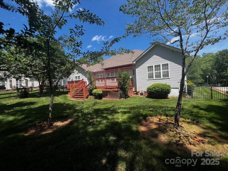 Property image 3 of 7700 Sedgebrook Drive in The Gates, Stanley, NC 28164