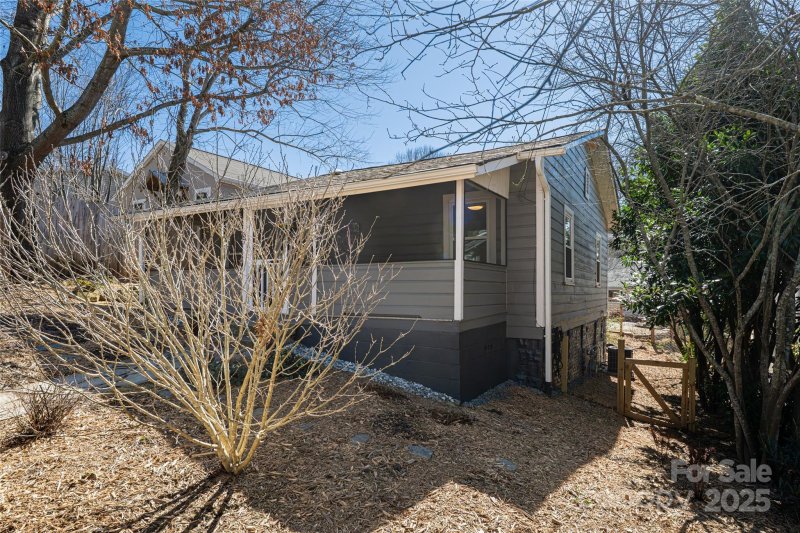 Property image 3 at 37 Gray Street, Asheville, NC 28801