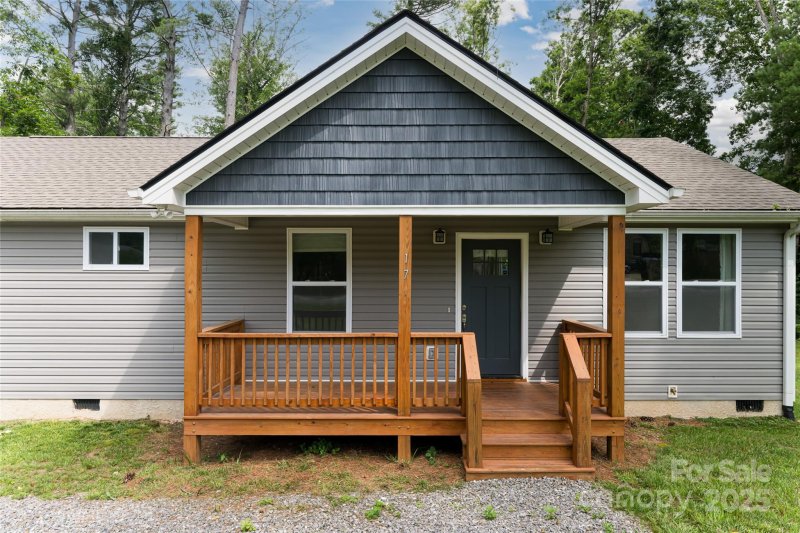 Property image 2 at 17 Fair Oaks Road, Arden, NC 28704