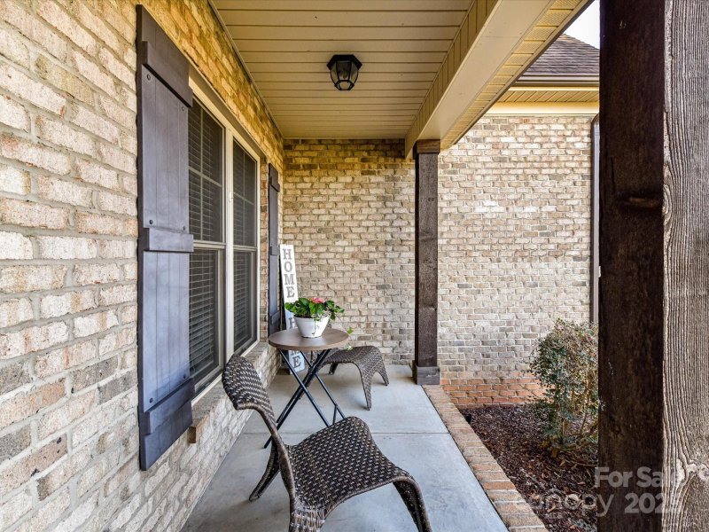 Property image 5 of 4130 Waterway Drive in The Oaks at Camden, Monroe, NC 28110