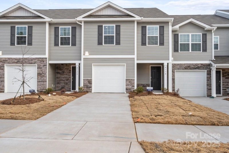 Property image 2 at 4116 Lurelin Lane, Charlotte, NC 28262