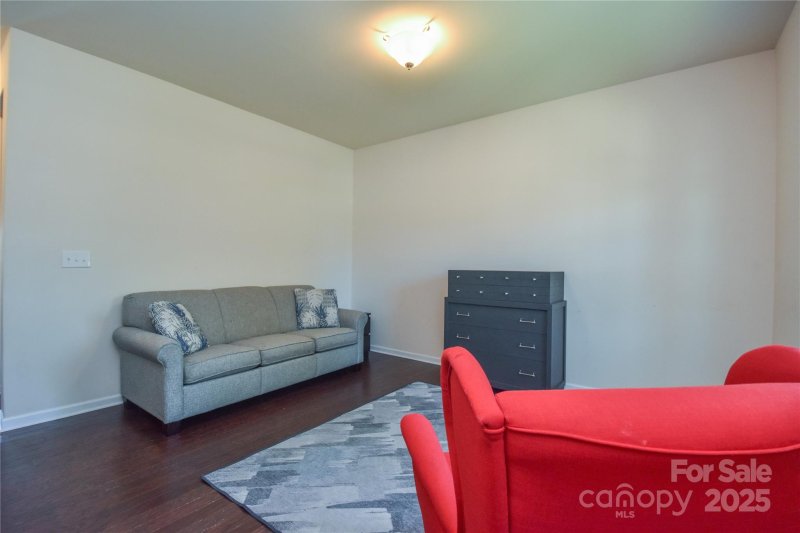 Property image 4 of 173 Glastonbury Drive in Heritage at Neel Ranch, Mooresville, NC 28115