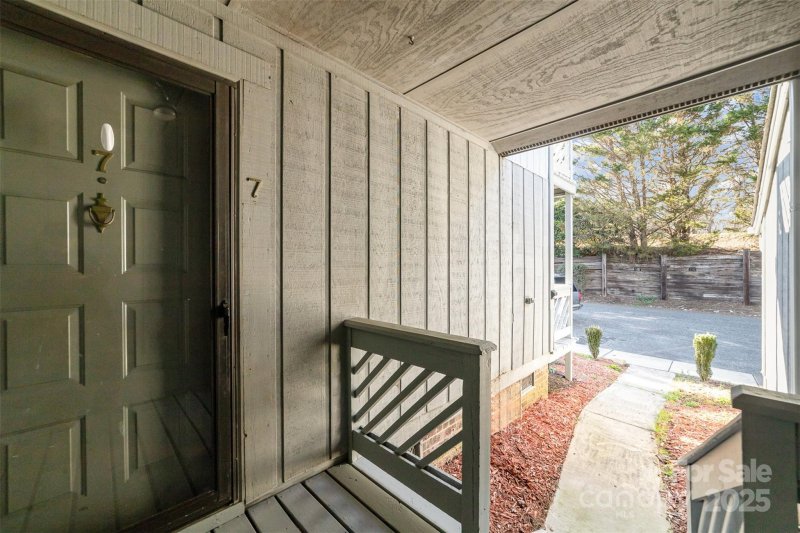 Property image 5 at 100 Willow Run Drive, Gastonia, NC 28056