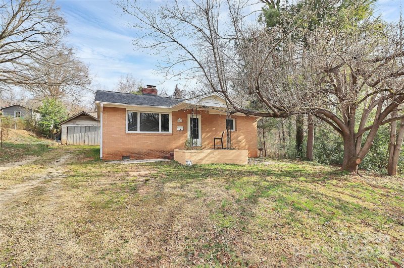 Property image 2 at 2548 Milton Avenue, Gastonia, NC 28052