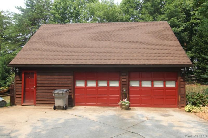 Property image 2 at 2405 Gardenside Drive, Gastonia, NC 28056