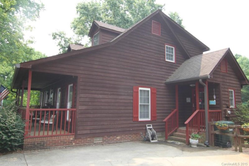 Property image 3 at 2405 Gardenside Drive, Gastonia, NC 28056