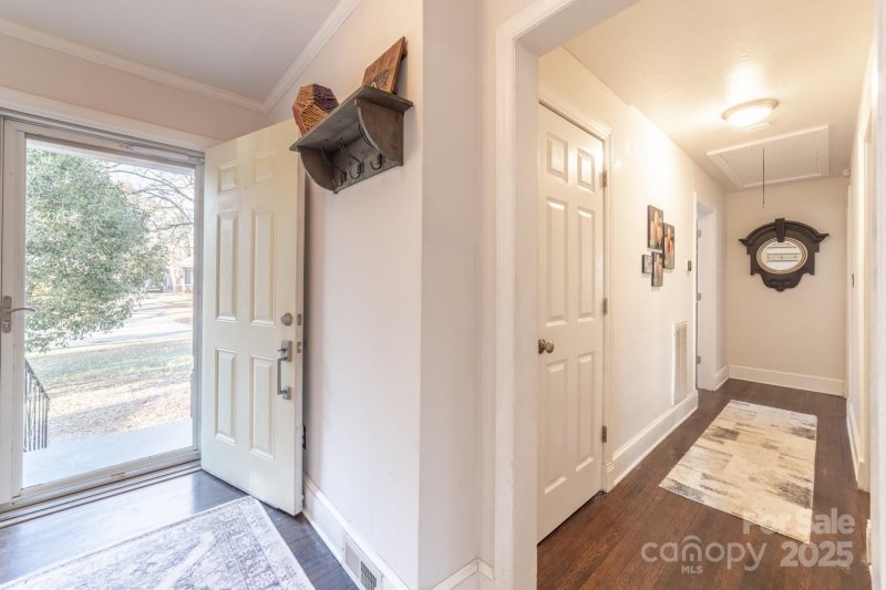 Property image 4 at 2308 Arnold Drive, Charlotte, NC 28205