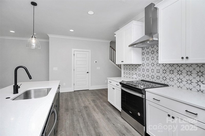 Property image 5 at 2957 Ross Avenue, Charlotte, NC 28208