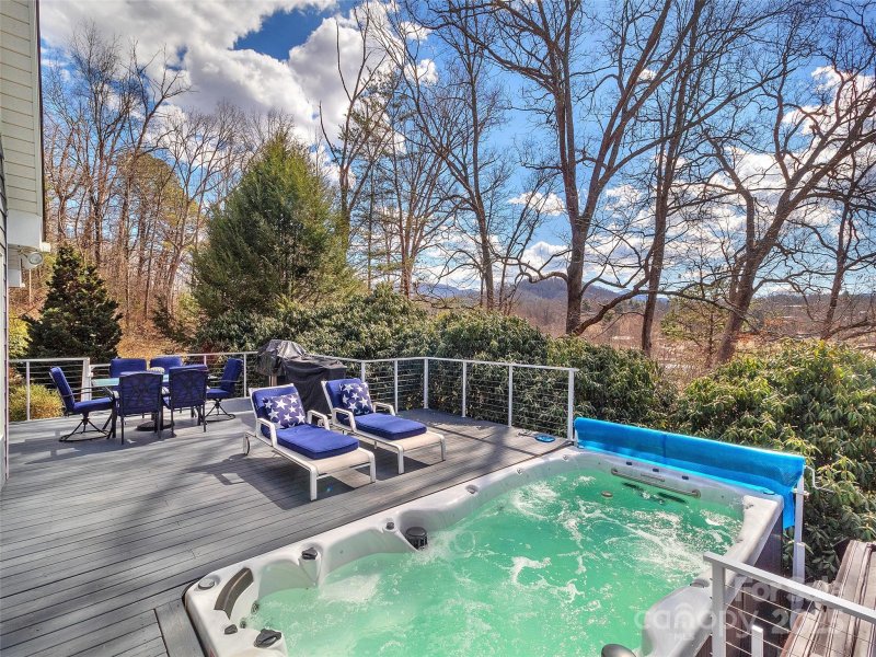 Property image 3 of 88 Adams Drive in Rolling Hills Estates, Clyde, NC 28721