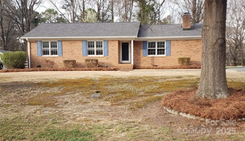 501 Catawba Circle