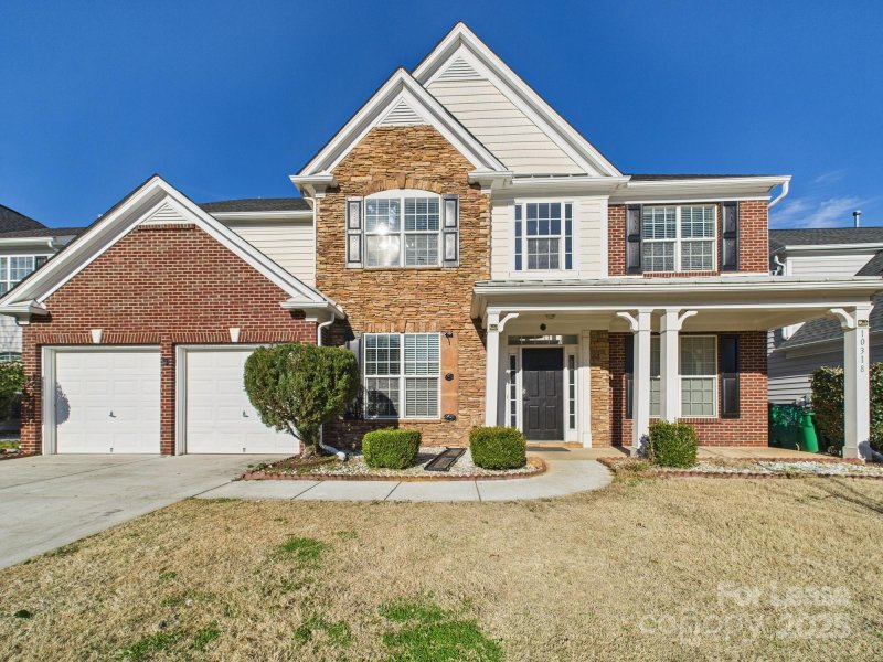 Property image 2 at 10318 Olde Ivy Way, Charlotte, NC 28262