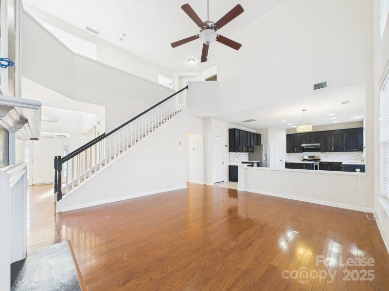 Property image 3 at 10318 Olde Ivy Way, Charlotte, NC 28262