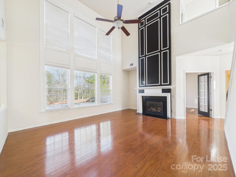 Property image 4 at 10318 Olde Ivy Way, Charlotte, NC 28262