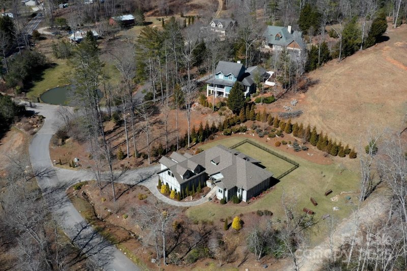 Property image 2 at 22 Keswick Drive, Asheville, NC 28803