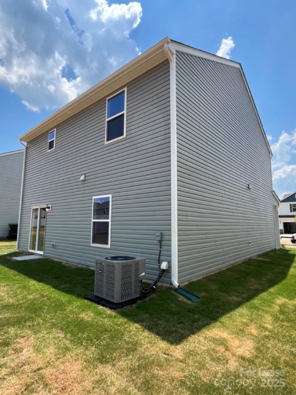 Property image 4 at 2239 Transatlantic Avenue, Charlotte, NC 28215