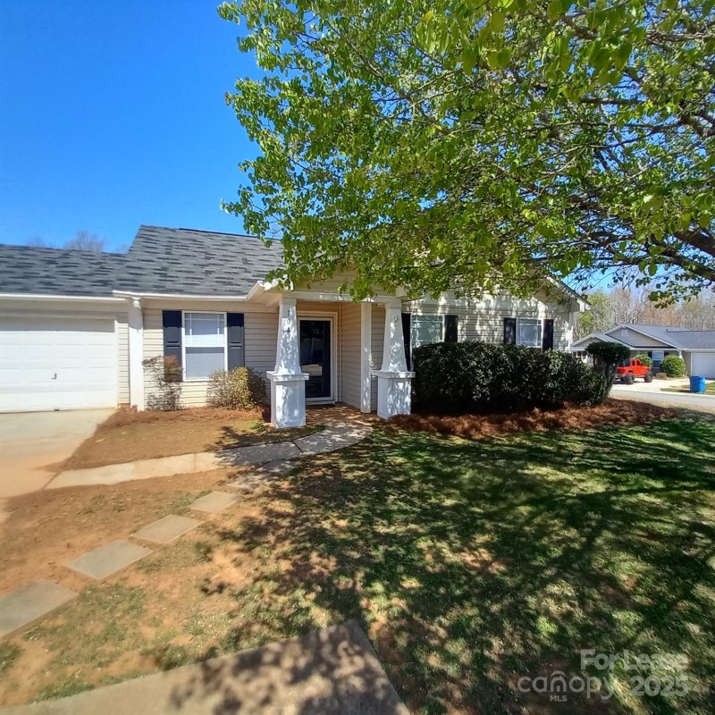 Property image 2 at 104 Duxbury Road, Mooresville, NC 28115