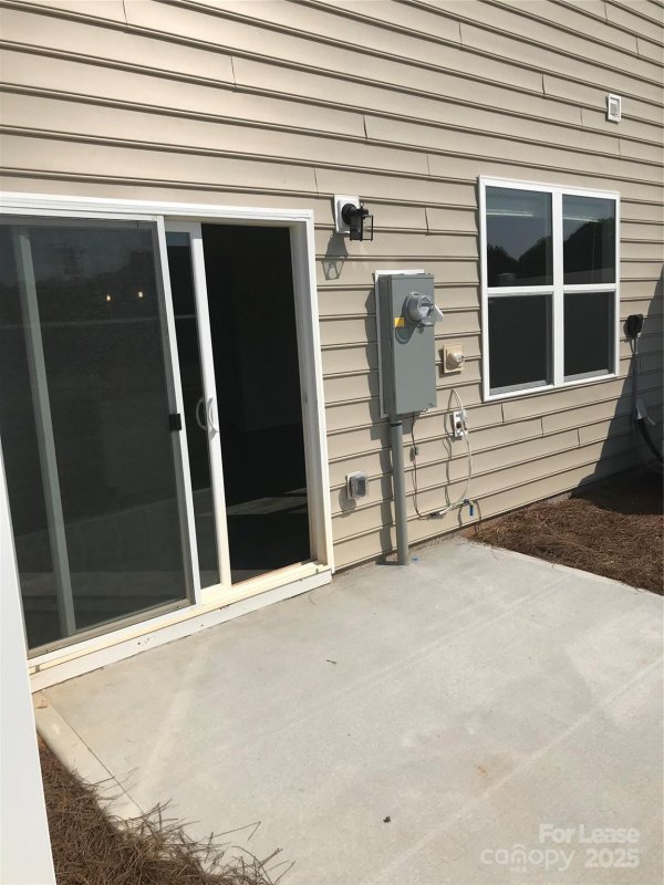 Property image 4 at 8115 Sheffield Drive, Terrell, NC 28682