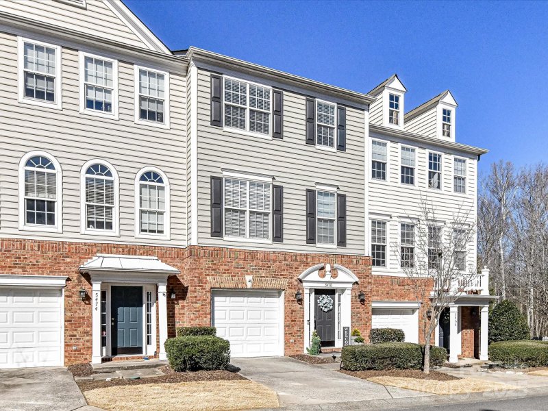 Property image 3 at 5470 Werburgh Street, Charlotte, NC 28209