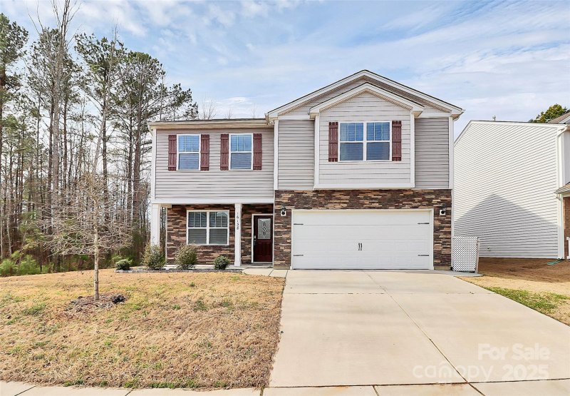 Property image 2 at 16138 Aryshire Green Court, Charlotte, NC 28273