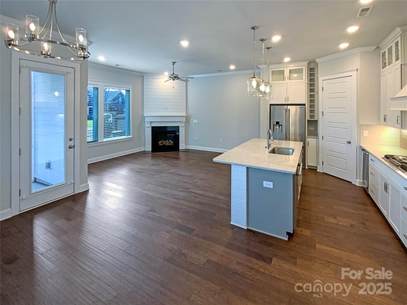 Property image 4 of 11005 Cobb Creek Court in Southridge, Charlotte, NC 28277