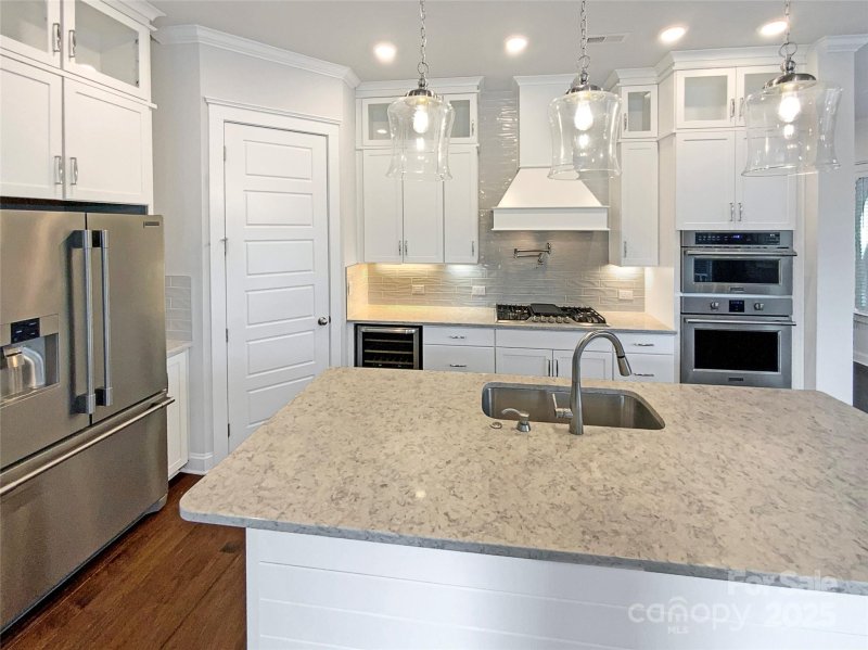Property image 5 of 11005 Cobb Creek Court in Southridge, Charlotte, NC 28277