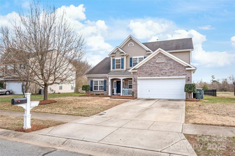 Property image 2 at 696 Yvonne Drive, Concord, NC 28027