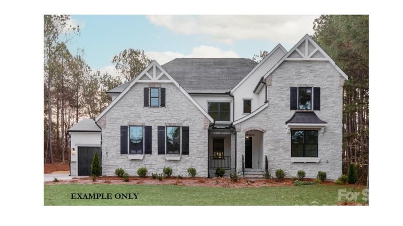 Victoria Lake, Waxhaw Community