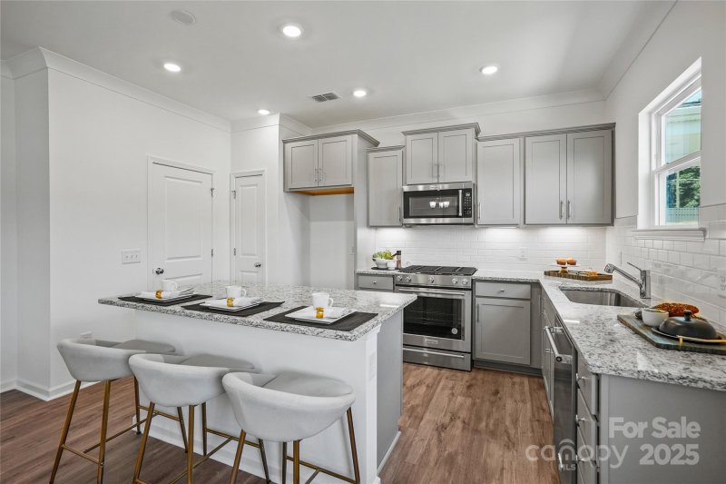 Property image 2 at 5227 Hatcher Creek Road, Charlotte, NC 28215