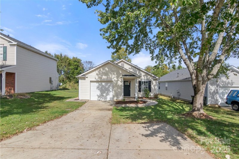 Property image 2 at 3009 Rockingham Court, Concord, NC 28025