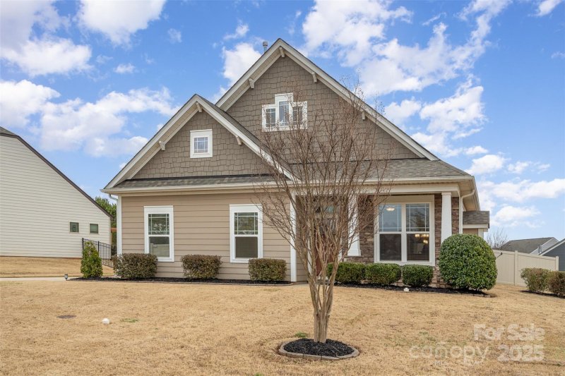 Property image 2 at 7413 Adirondack Drive, Denver, NC 28037