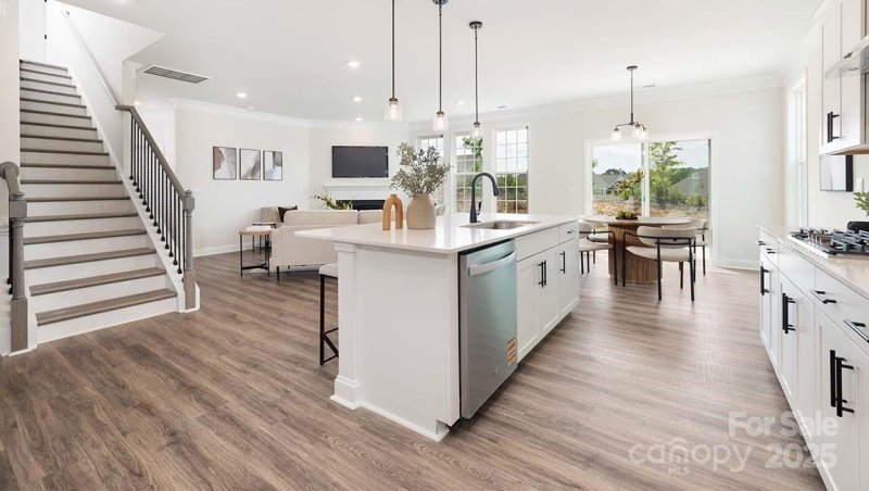 Property image 4 of 122 Asmodean Lane in FALLS COVE AT LAKE NORMAN, Troutman, NC 28166