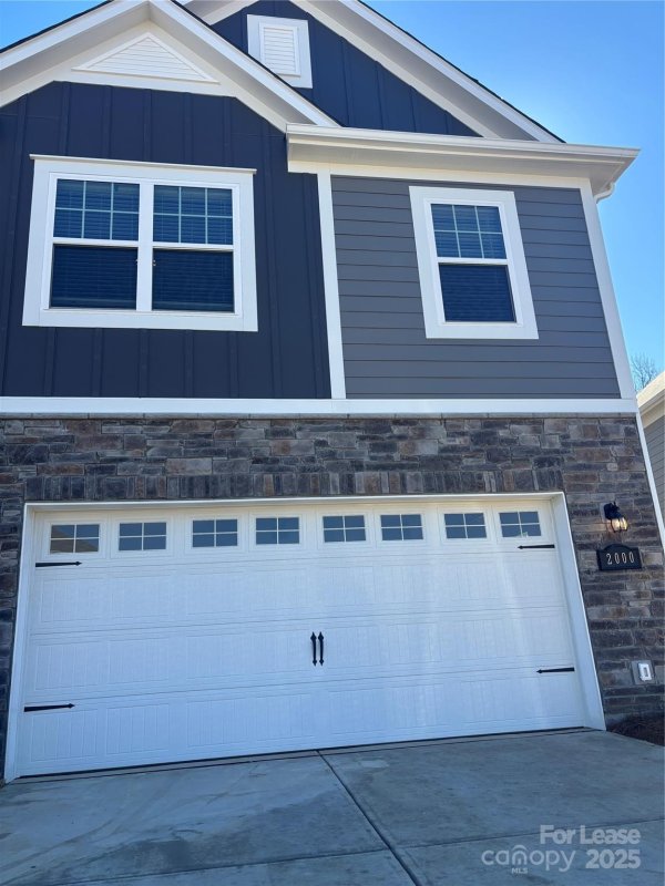 Property image 3 at 2000 Highland Park Drive, Charlotte, NC 28269