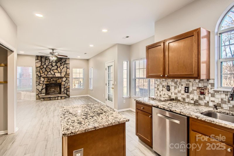 Property image 5 at 7326 Scarlet Runner Drive, Charlotte, NC 28215