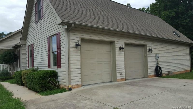 Property image 4 at 158 Zurich Lane, Statesville, NC 28625