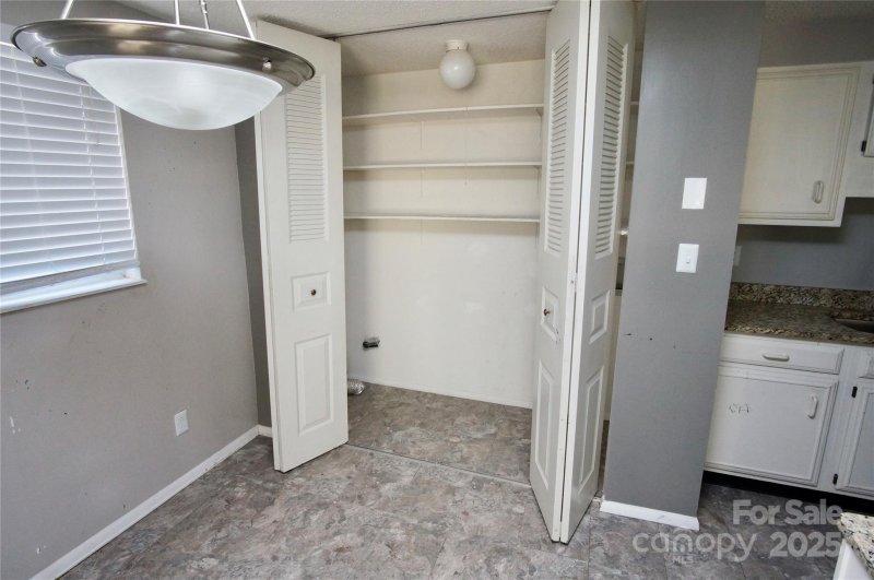 Property image 4 at 7228 Rollingridge Drive, Charlotte, NC 28211