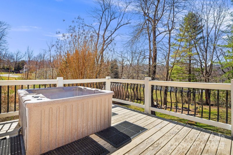 Property image 5 at 39 Susannah Court, Lake Junaluska, NC 28745