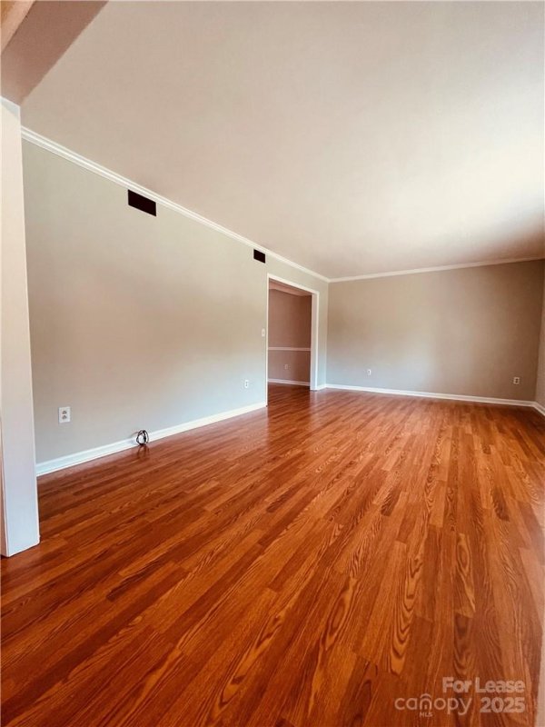 Property image 2 at 6160 Timberlane Terrace, Hickory, NC 28601